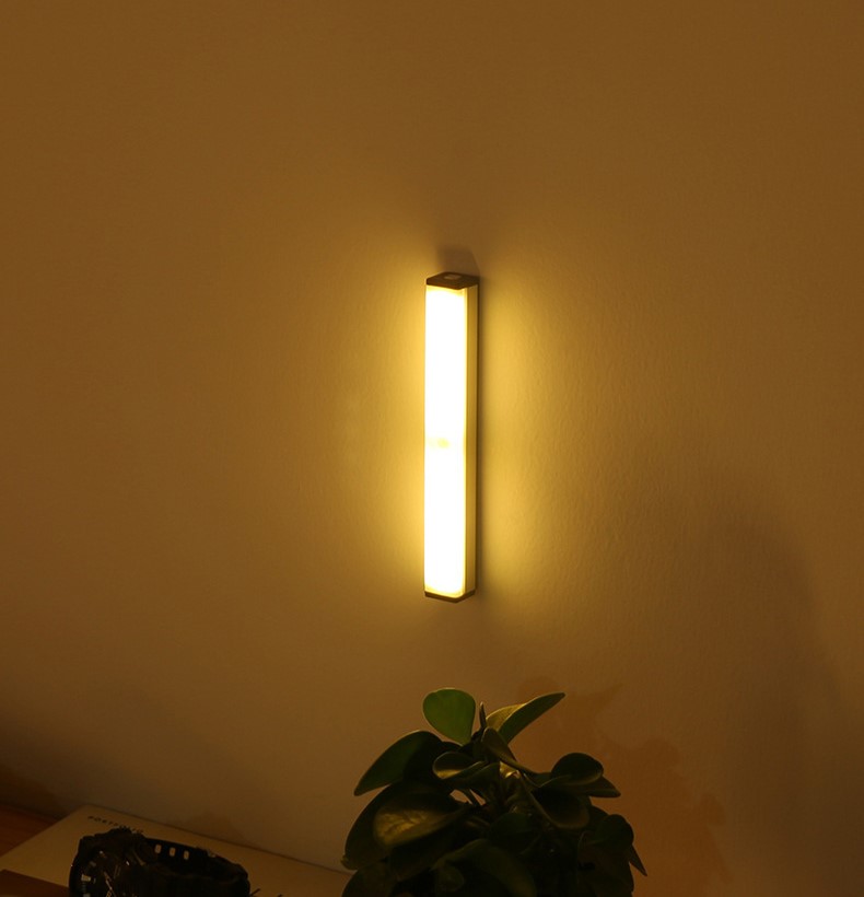 LUZ LED CON SENSOR DE MOVIMIENTO - Imagen 2